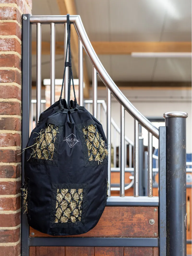 LeMieux Hay Bag Black 1 LeMieux Hay Bag Black