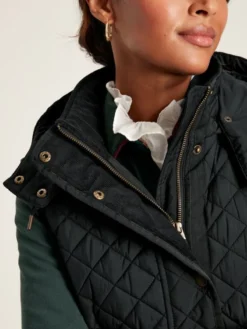 Joules Chatsworth Showerproof Longline Quilted Gilet - Black -Lemieux Shop 621595s5