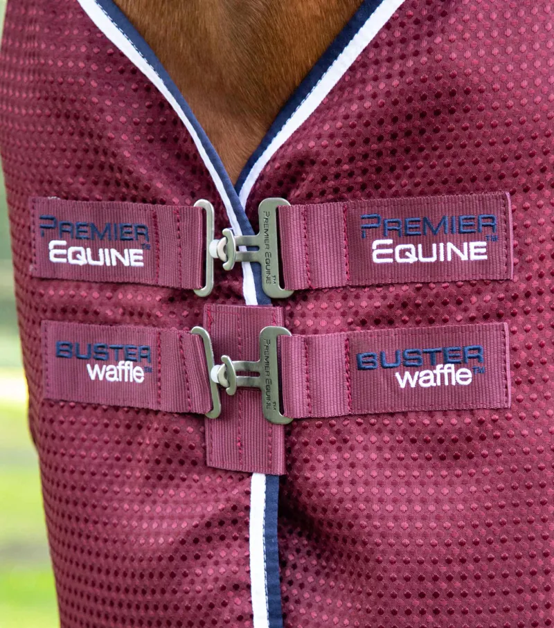 Premier Equine Buster Waffle Horse Cooler Rug Burgundy 2 Premier Equine Buster Waffle Horse Cooler Rug Burgundy - Image 2