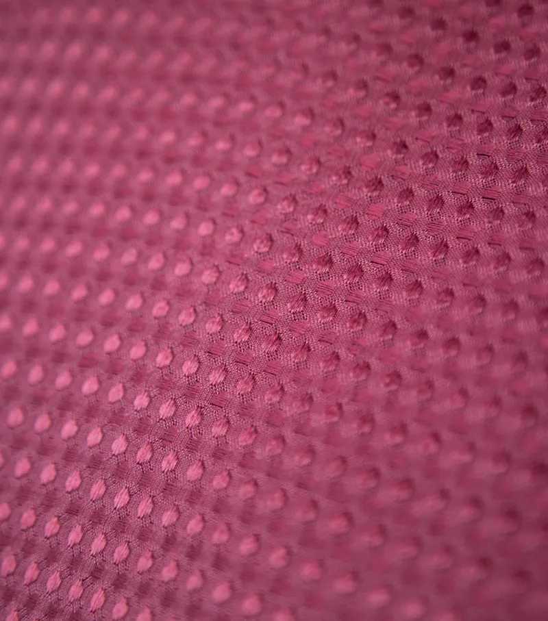 Premier Equine Buster Waffle Horse Cooler Rug Burgundy 4 Premier Equine Buster Waffle Horse Cooler Rug Burgundy - Image 4