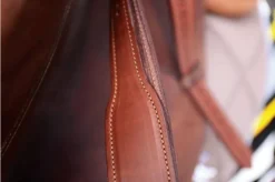 Freejump Classic Wide Stirrup Leathers Brown 8 Freejump Classic Wide Stirrup Leathers Brown -Lemieux Shop Freejump Classic Wide Stirrup Leathers 2 2