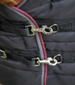 Premier Equine Garissa Stable Rug 200g Black -Lemieux Shop Garissa Stable 200 Black 3