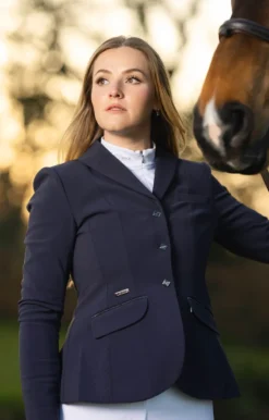LeMieux Dynamique Show Jacket Navy -Lemieux Shop IT02497 lifestyle showjacket navy 4