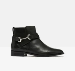 Joules Cottenham Short Leather Strap Boot Black -Lemieux Shop Joules Cottenham Short Leather Strap Boot 1