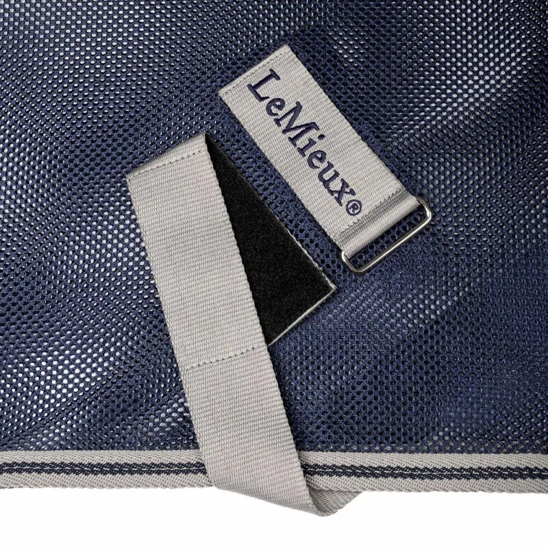 LeMieux Arika Air-Tek Sheet Rug Navy 2 LeMieux Arika Air-Tek Sheet Rug Navy - Image 2