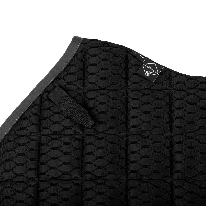 LeMieux Carbon Mesh Close Contact Square Black 2 LeMieux Carbon Mesh Close Contact Square Black - Image 2