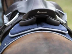 LeMieux Wither Relief Memory Foam Half Pad Navy Large -Lemieux Shop LeMieux Wither Relief Memory Foam Half Pad Navy 3