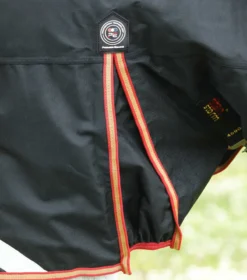 Premier Equine Titan Storm 450g Combo Turnout Rug With Snug-Fit Neck Black 9 Premier Equine Titan Storm 450g Combo Turnout Rug With Snug-Fit Neck Black -Lemieux Shop Titan Storm 450 Turnout Rug Black 4