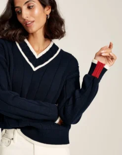 Joules Women's Dawson V-Neck Cricket Jumper - Navy Crème -Lemieux Shop cdn.joules 162