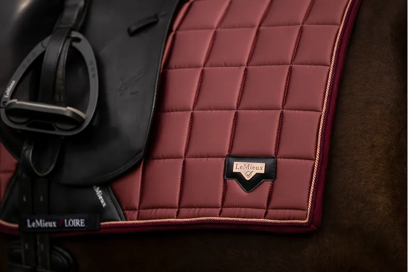 LeMieux Loire Classic Dressage Square Orchid 5 LeMieux Loire Classic Dressage Square Orchid - Image 5