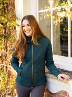 LeMieux Charlotte Soft Shell Jacket Spruce -Lemieux Shop it03378 lifestyle charlottesoftshell spruce 5 pt