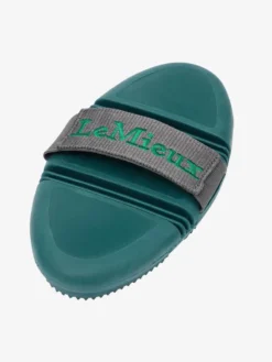 LeMieux Flexi Curry Comb Spruce -Lemieux Shop it03819 product flexicurrycomb spruce 1