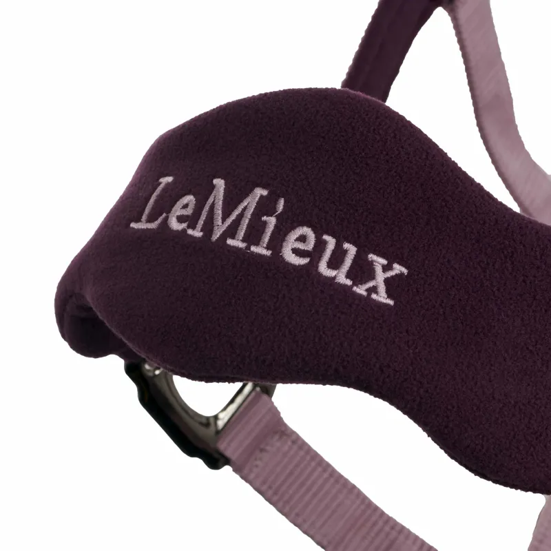 LeMieux Vogue Fleece Headcollar With Rope Fig 4 LeMieux Vogue Fleece Headcollar With Rope Fig - Image 4