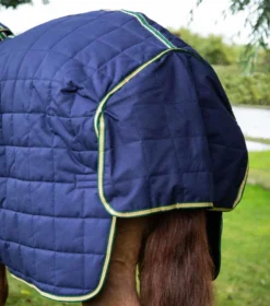 Premier Equine Lucanta 450g Stable Rug With Neck Cover Navy -Lemieux Shop lucanta stable rug 450g navy.6