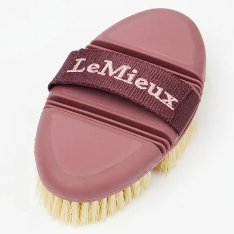 LeMieux Flexi Scrubbing Brush Orchid 3 LeMieux Flexi Scrubbing Brush Orchid - Image 3